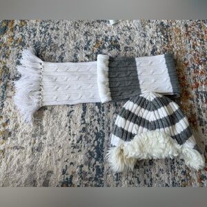 GAP Knit Scarf and Hat Set